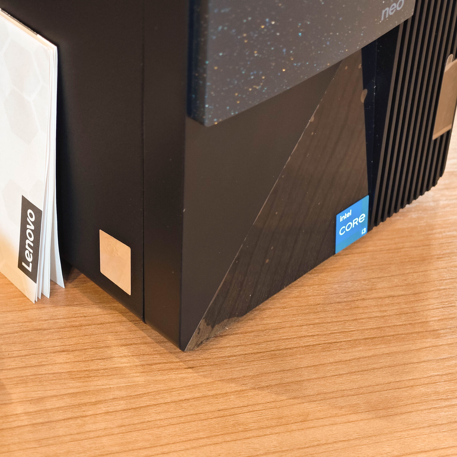 ภาพแกะกล่องสินค้า (Unboxing) แสดงสินค้าจริงและอุปกรณ์ภายในกล่อง ภาพที่ 10