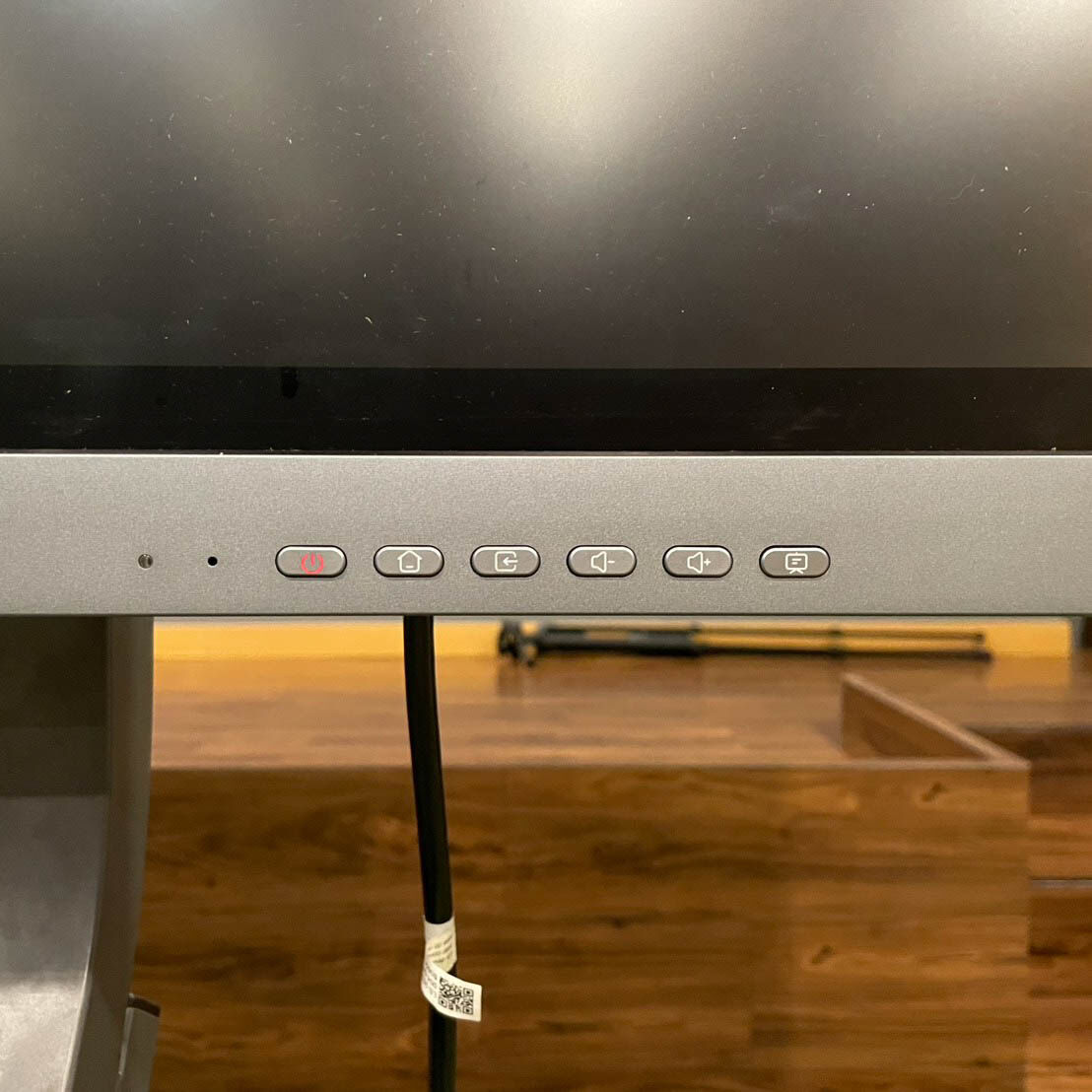 ภาพแกะกล่องสินค้า (Unboxing) แสดงสินค้าจริงและอุปกรณ์ภายในกล่อง ภาพที่ 7